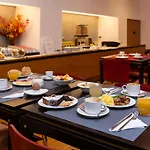 Western Major Hotell 4*