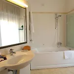 Western Major Hotell 4*