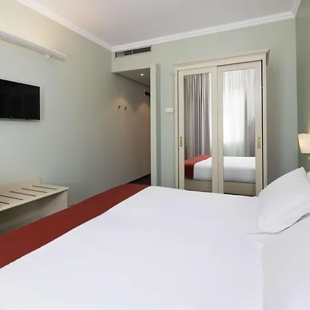Western Major Hotel